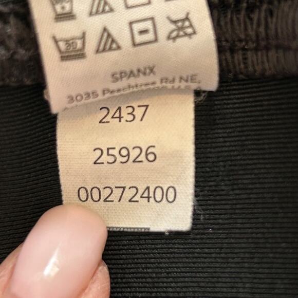 Spanx Black Faux Leather Leggings Size S - Picture 10 of 15